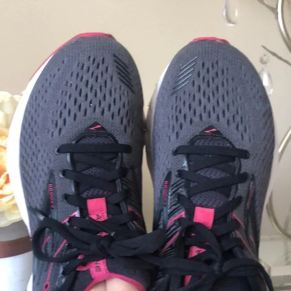 Brooks Women's Adrenaline GTS 19 Running Shoe, Black/Ebony/Pink - Picture 7 of 10